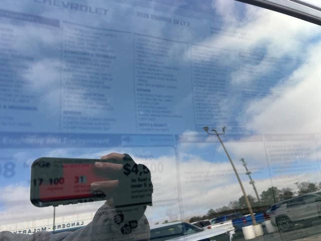 New 2026 Chevrolet Equinox EV LT image 35