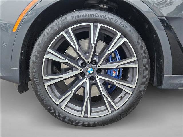 Used 2022 BMW X7 M50i w/ Dynamic Handling Package image 27