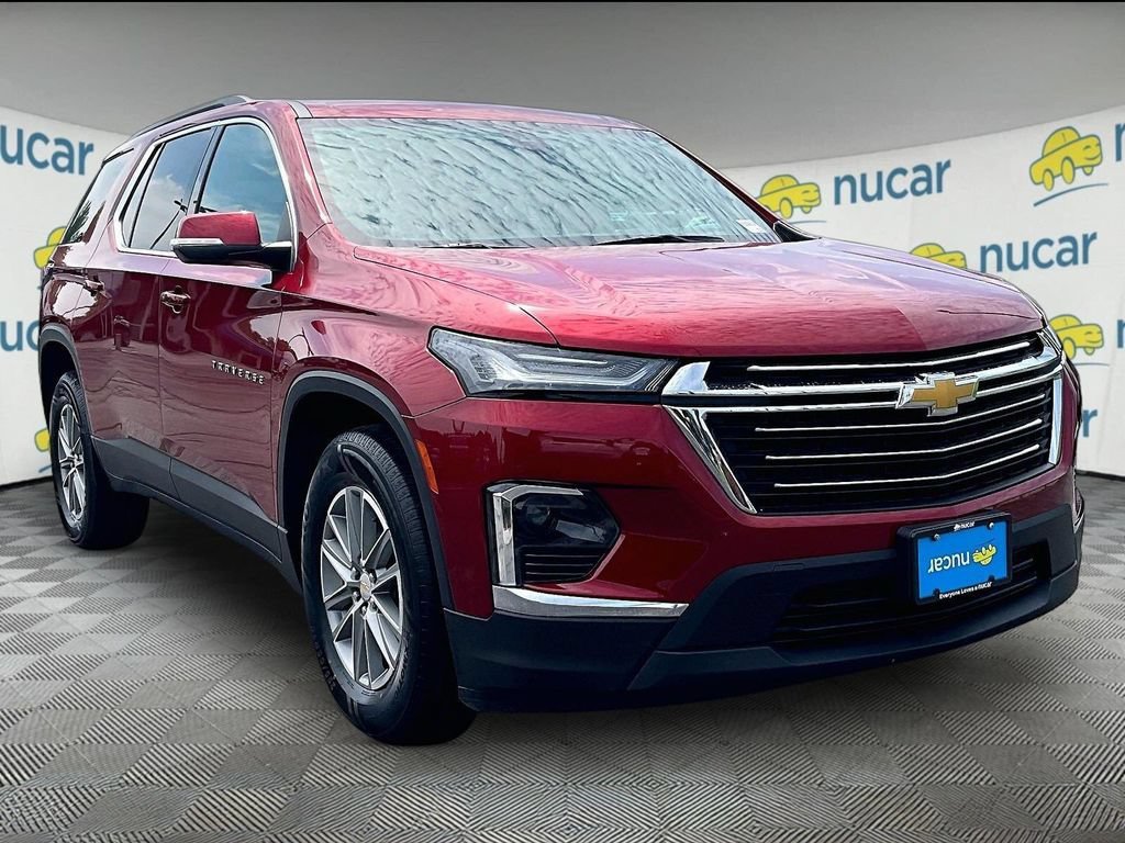 Used 2023 Chevrolet Traverse LT AWD/4WD image 1
