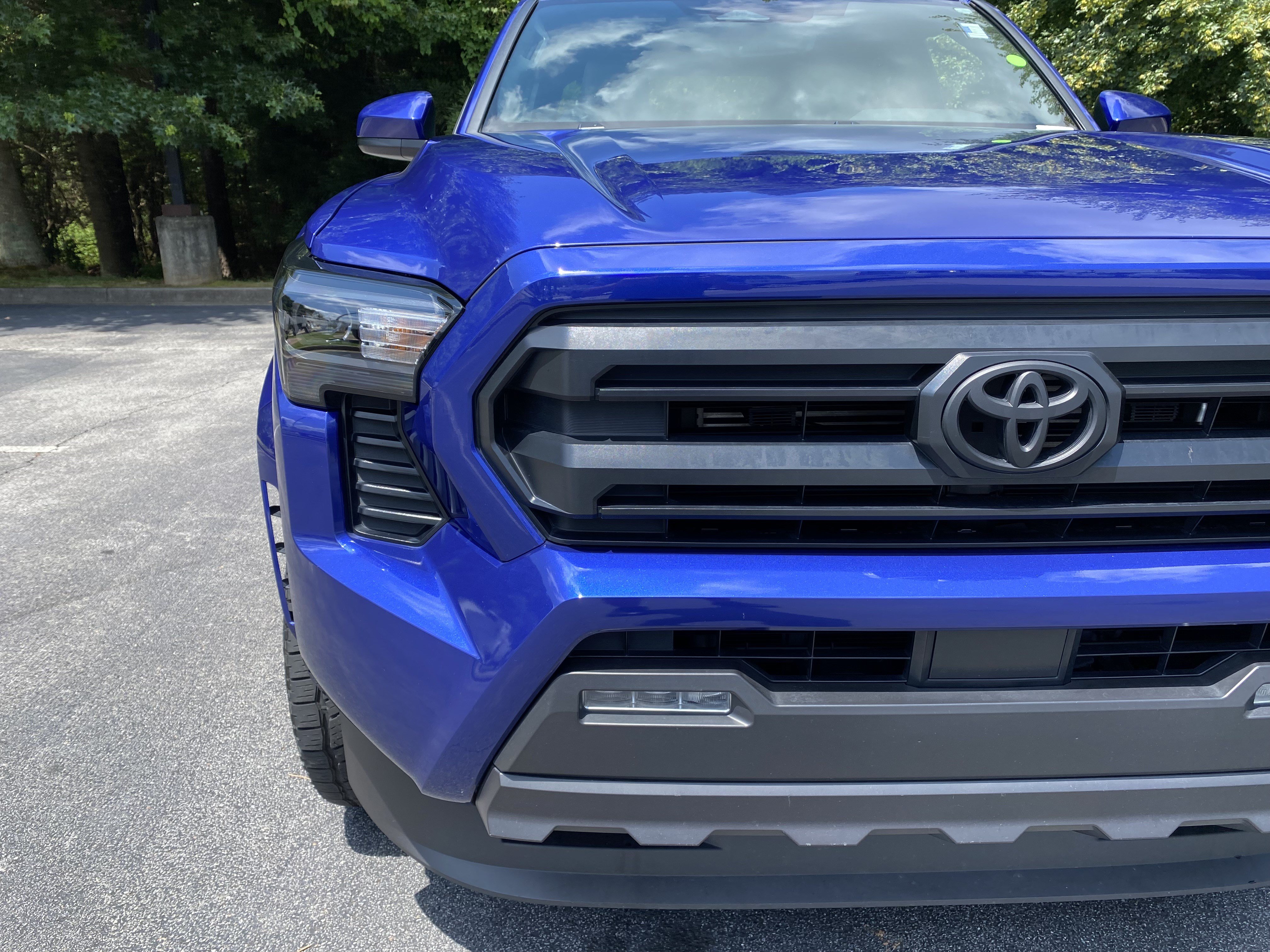 Used 2025 Toyota Tacoma SR5 RWD image 14