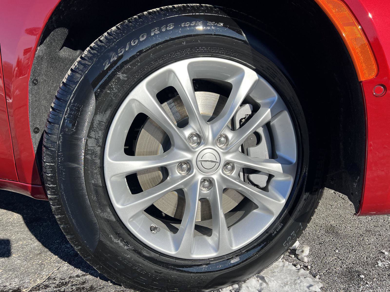 New 2026 Chrysler Pacifica Select image 2