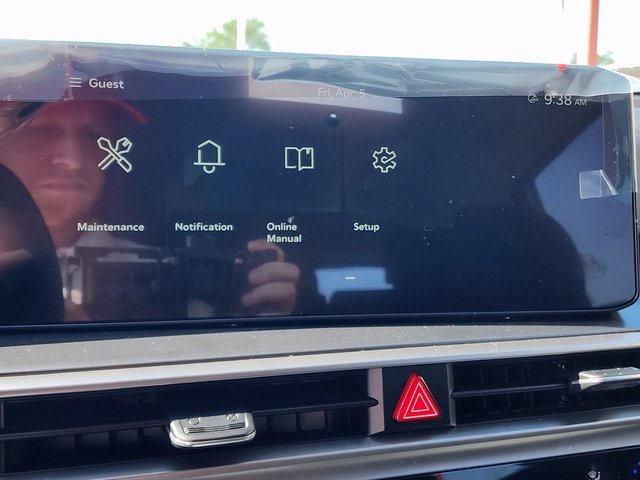 Used 2025 Kia Sorento LX image 19