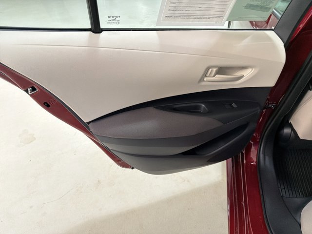 Used 2026 Toyota Corolla LE FWD image 23