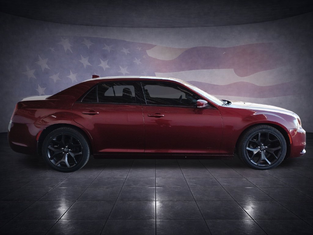 Used 2021 Chrysler 300 S RWD image 6