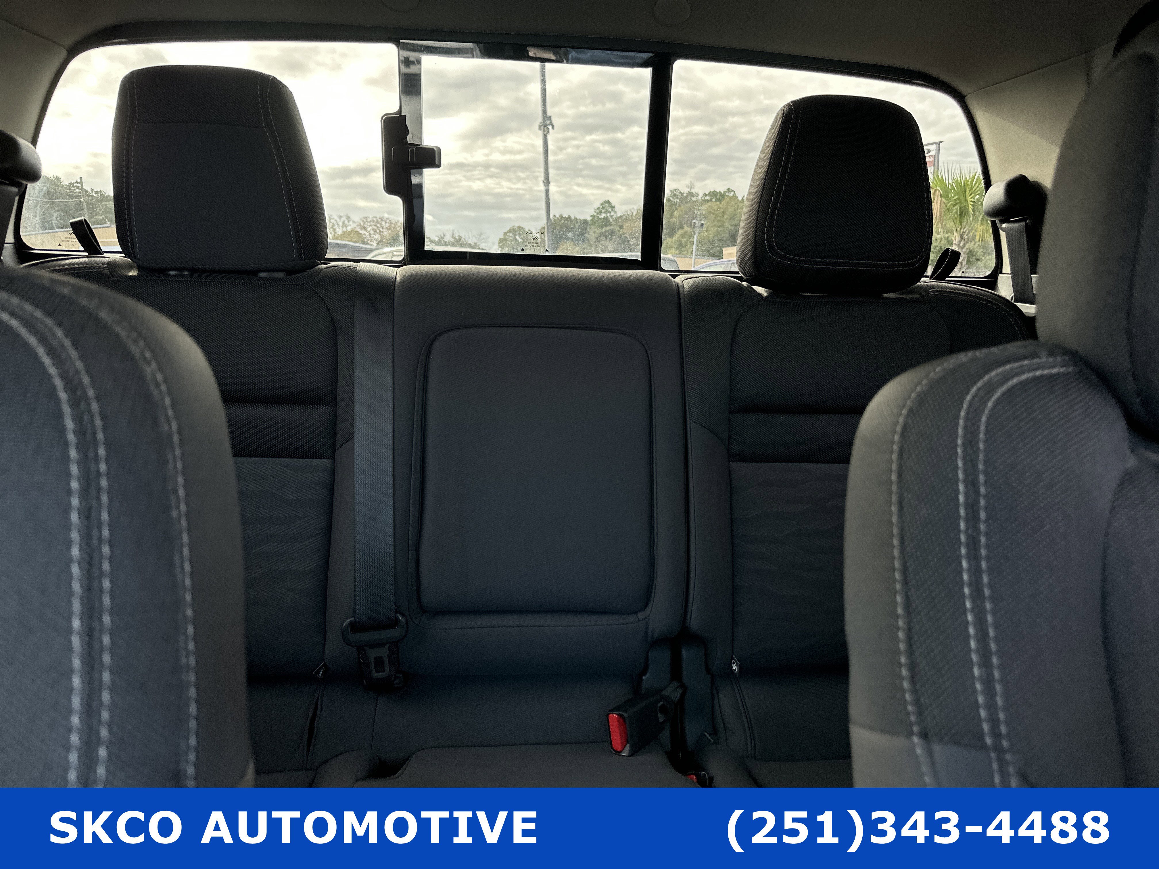 Used 2023 Nissan Frontier SV w/ SV Convenience Package image 27