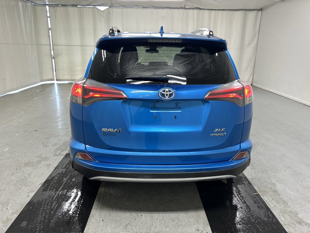 Used 2017 Toyota RAV4 XLE w/ All Weather Liner Package AWD/4WD image 21