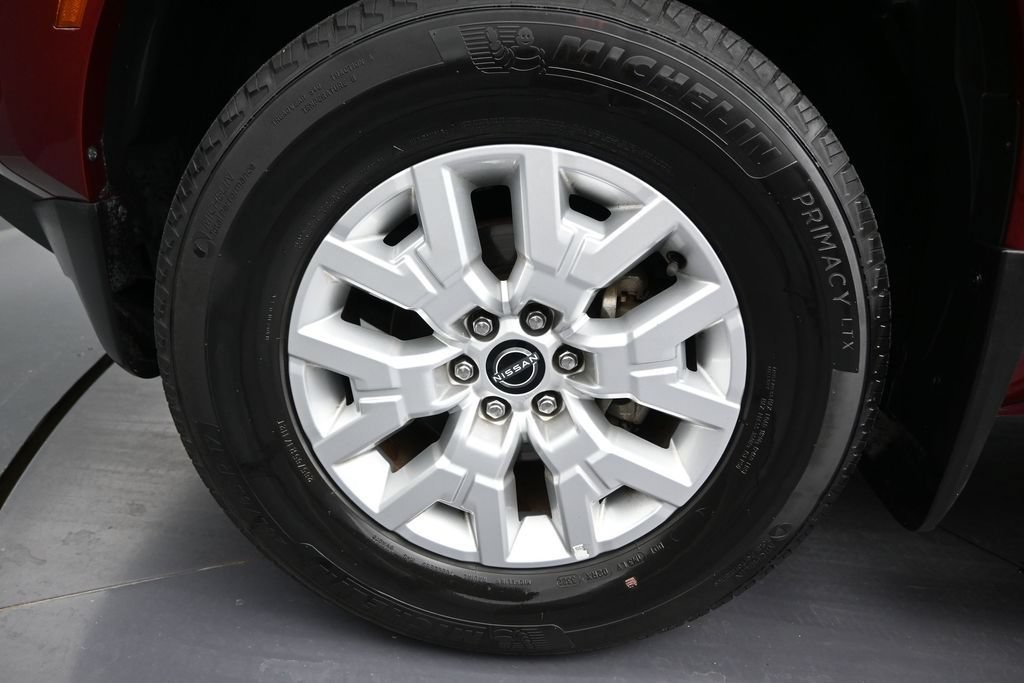 Used 2023 Nissan Frontier SV w/ Technology Package RWD image 10