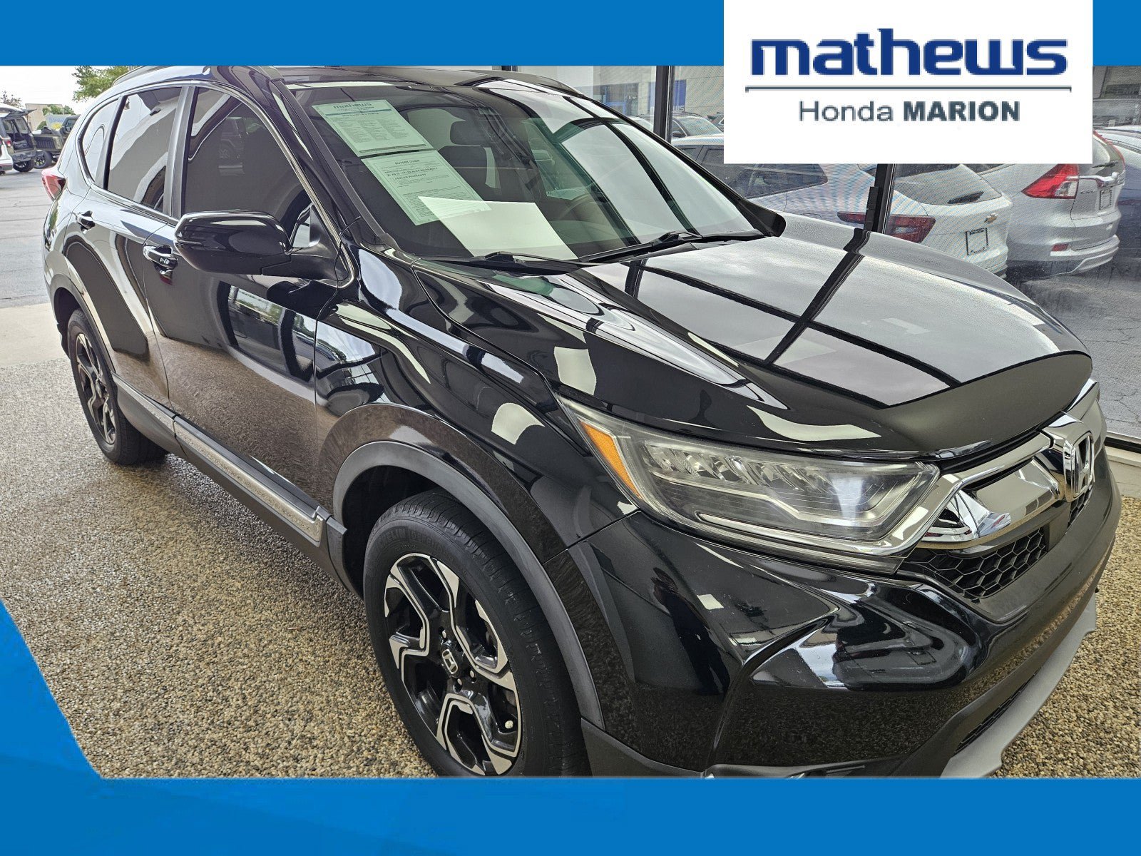 Used 2019 Honda CR-V Touring image 1