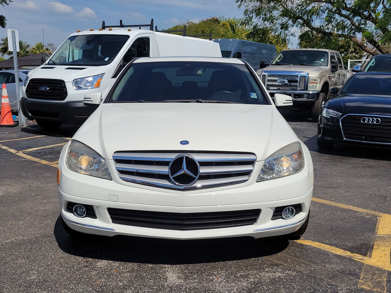 Used 2010 Mercedes-Benz C 300 Sedan image 2