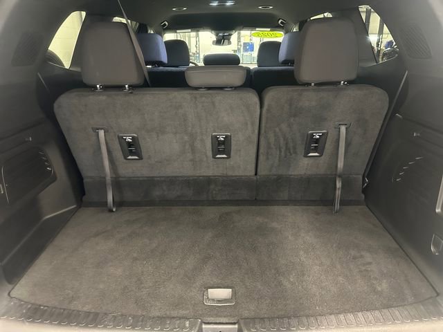 Used 2025 GMC Acadia Elevation image 19