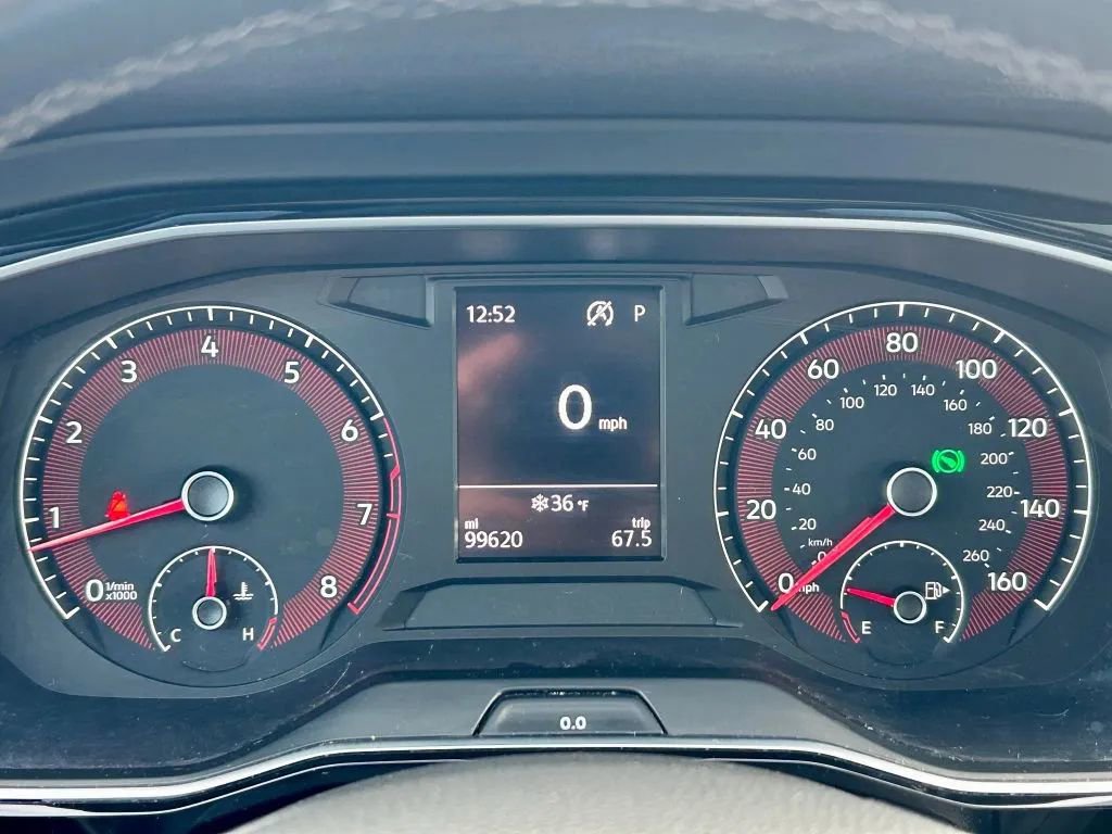 Used 2019 Volkswagen Jetta R-Line image 21