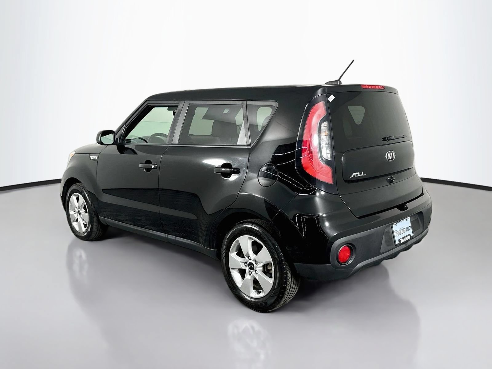 Used 2019 Kia Soul FWD image 5