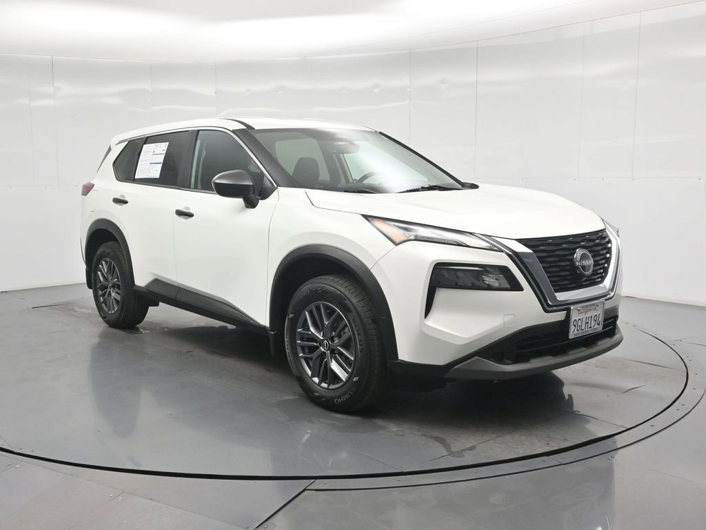 Used 2023 Nissan Rogue S image 55