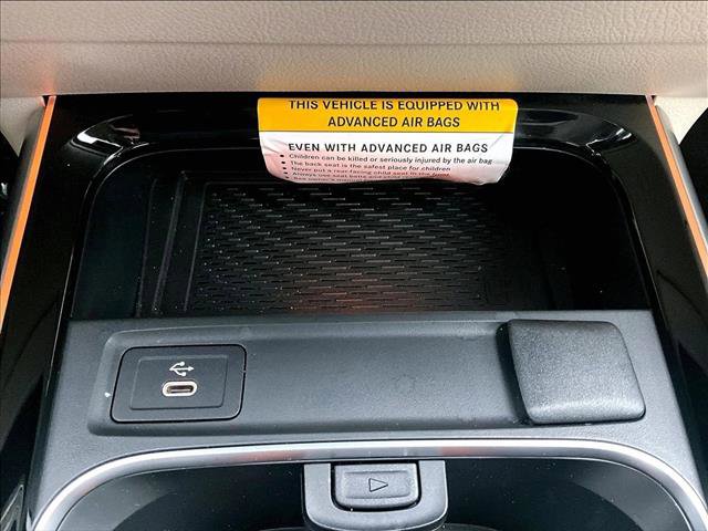 Used 2025 Mercedes-Benz GLB 250 image 26