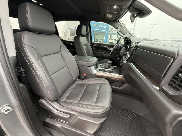 Used 2024 Chevrolet Silverado 1500 LT Trail Boss w/ LT Trail Boss Premium Package image 34