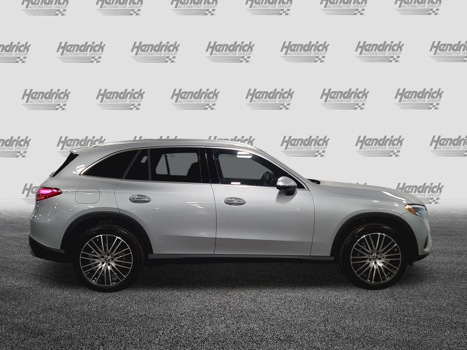 New 2026 Mercedes-Benz GLC 300 image 3