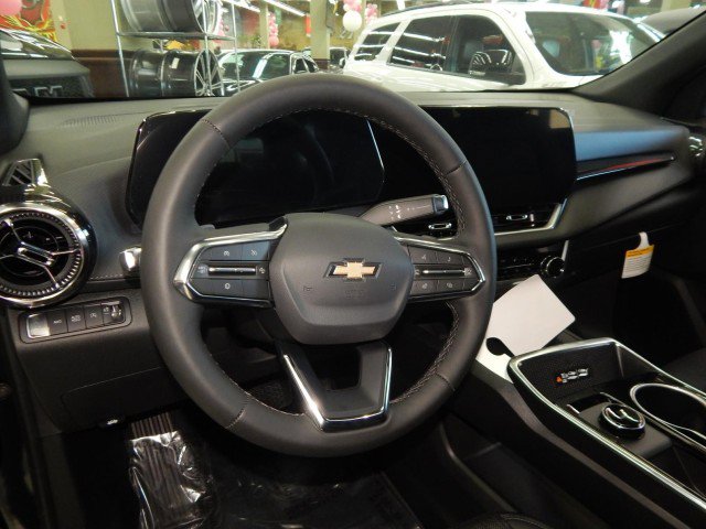 Used 2026 Chevrolet Equinox LT w/ Convenience Package II image 16