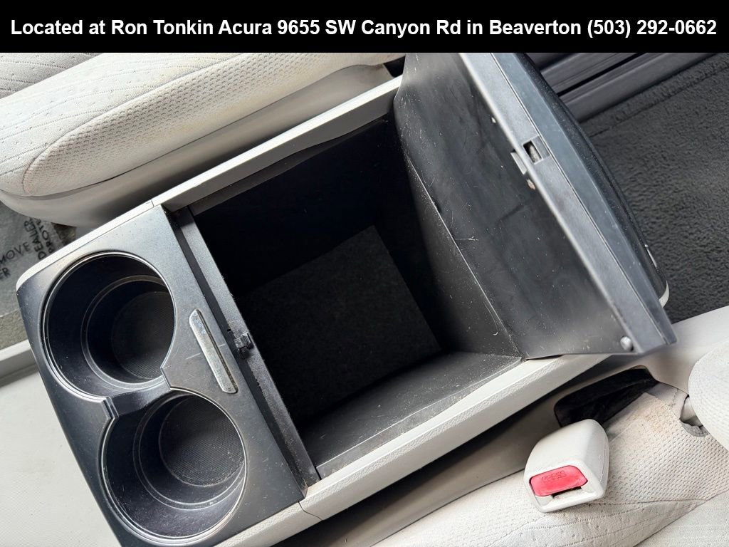 Used 2017 Toyota Sienna LE image 25