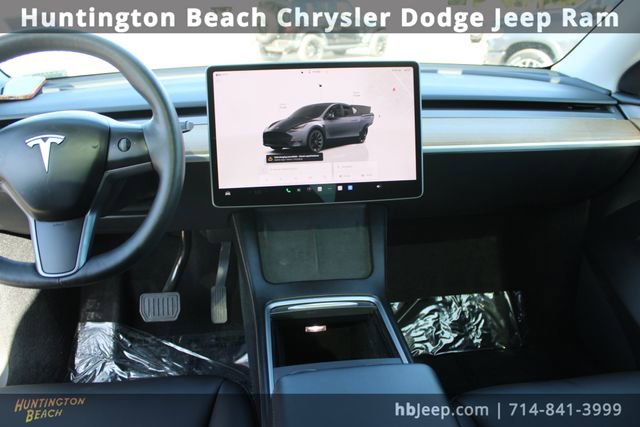 Used 2023 Tesla Model Y Long Range image 12