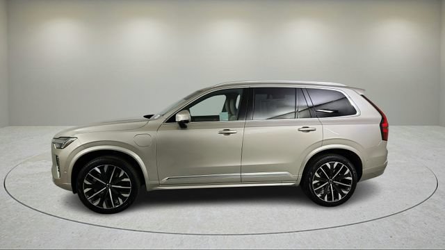 New 2026 Volvo XC90 T8 Plus w/ Protection Package Premier AWD/4WD image 7