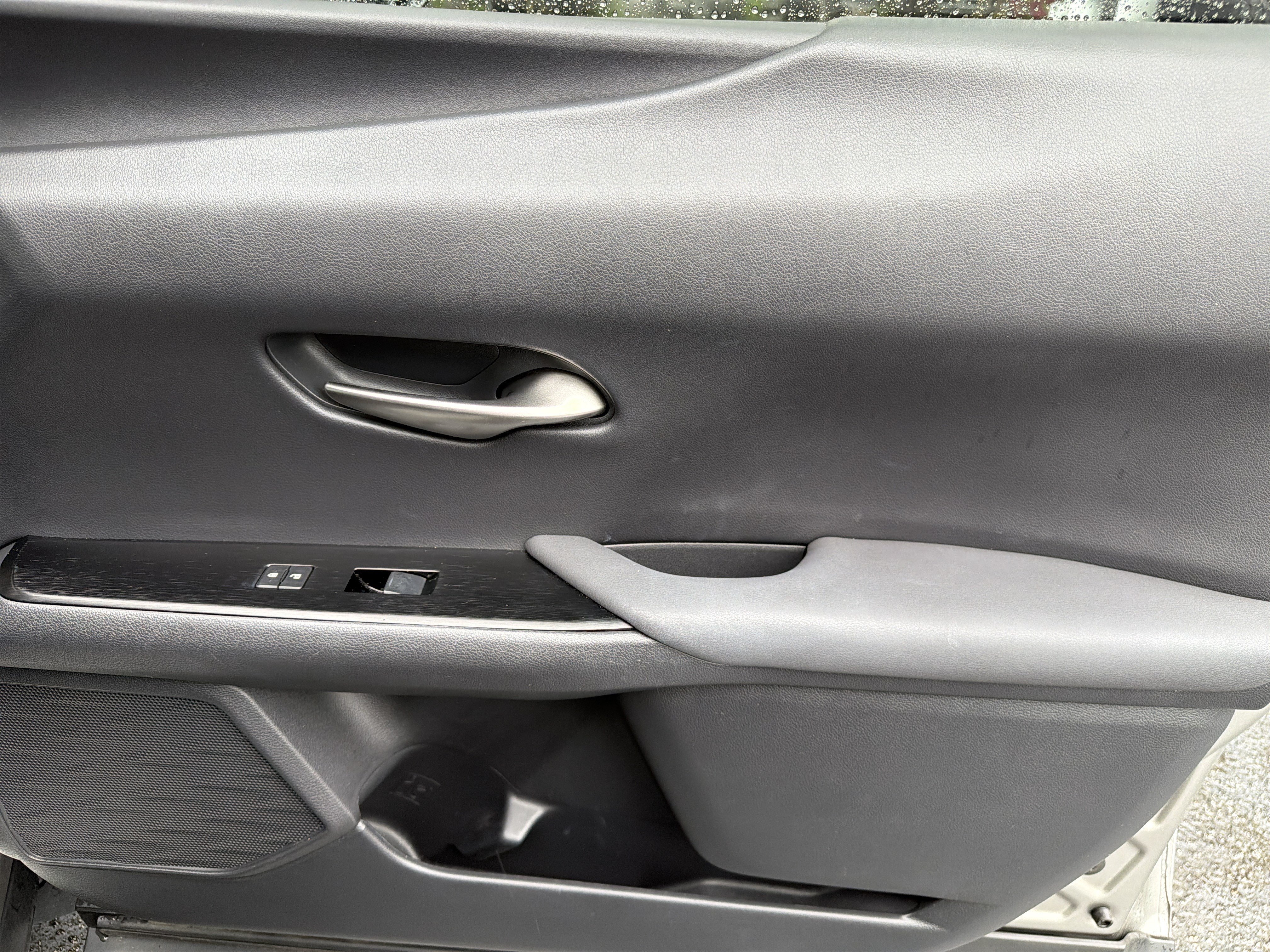 Used 2019 Lexus UX 200 F Sport w/ F Sport Premium Package FWD image 42