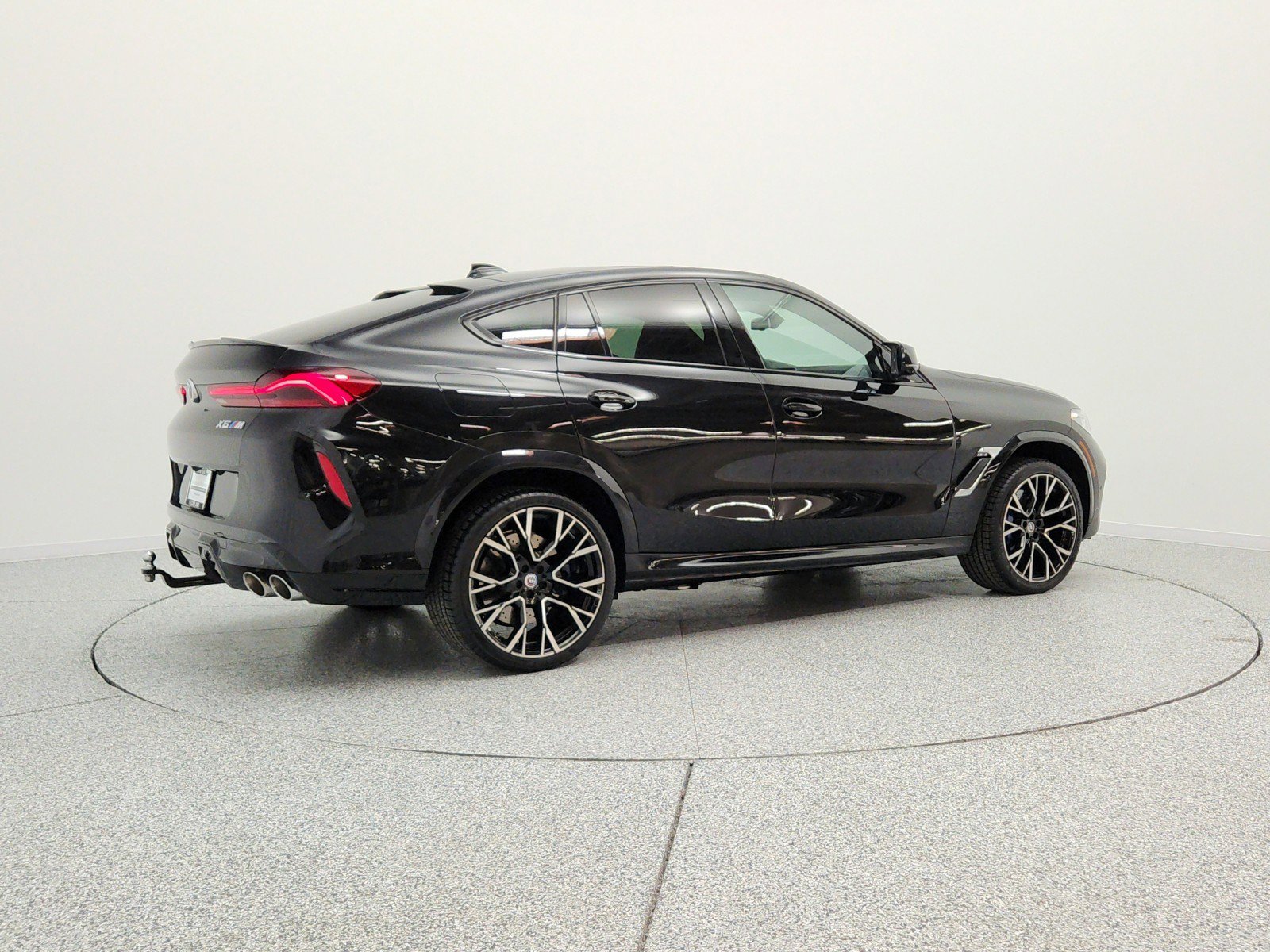 Used 2023 BMW X6 M w/ Executive Package AWD/4WD image 5