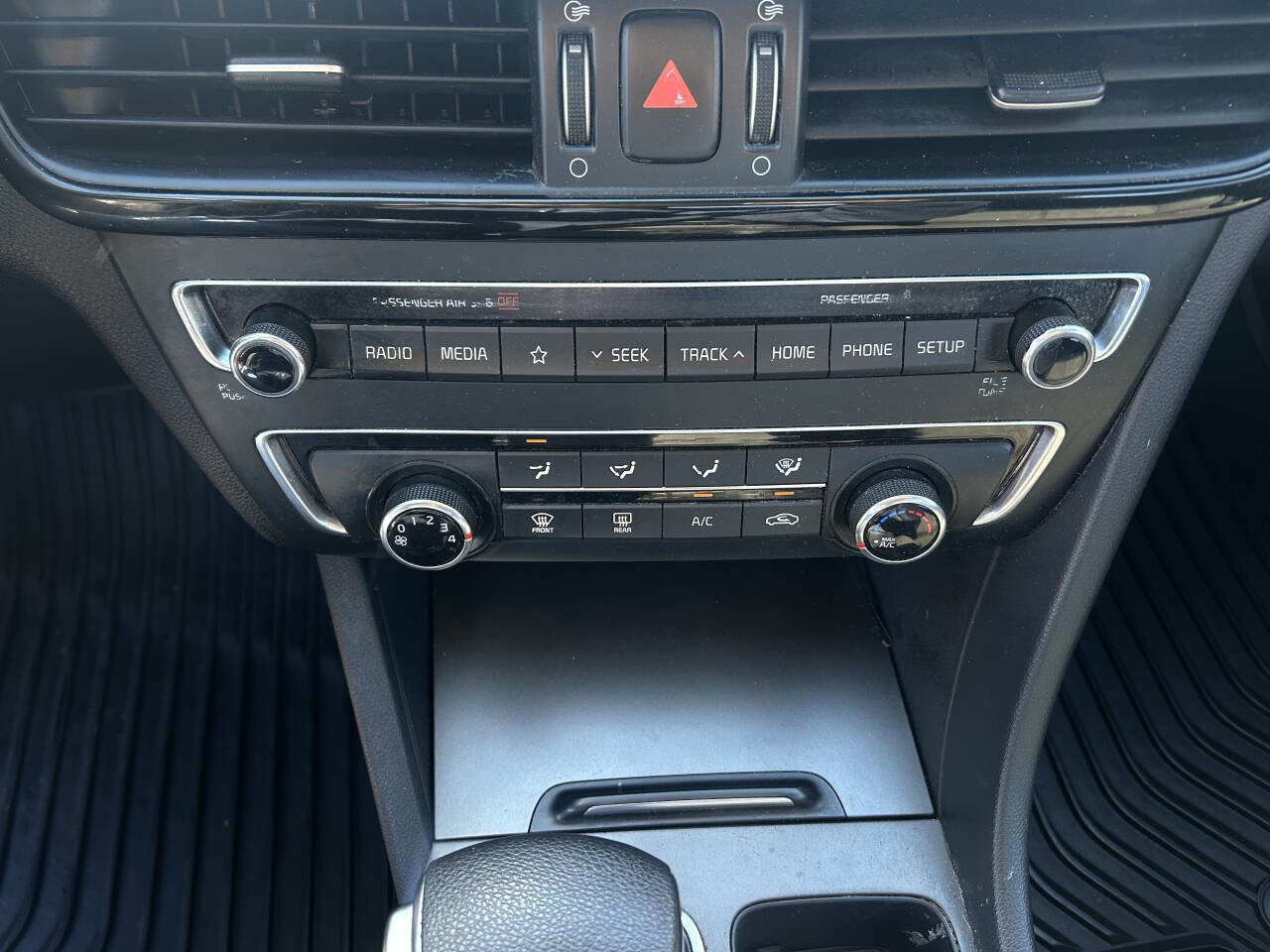 Used 2020 Kia Optima LX image 13