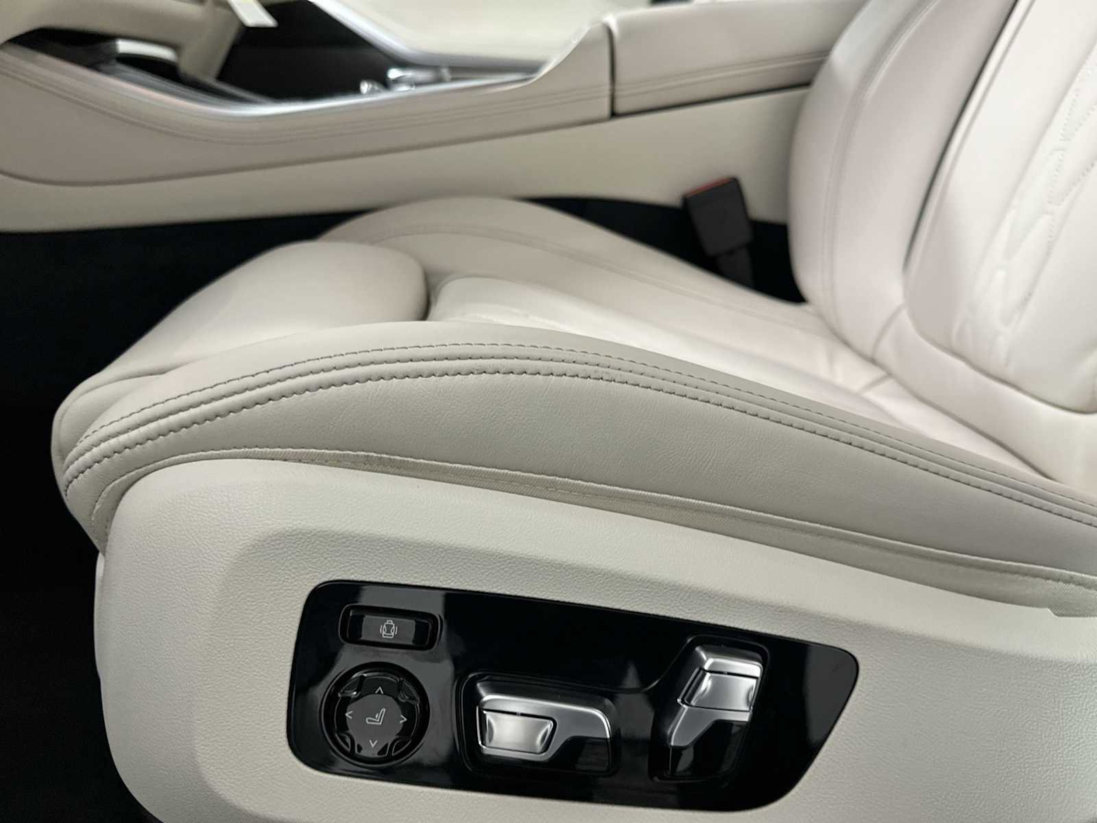 New 2026 BMW X5 xDrive40i image 12