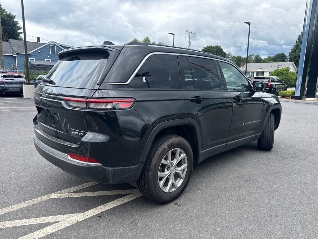 Used 2023 Jeep Grand Cherokee Limited AWD/4WD image 5