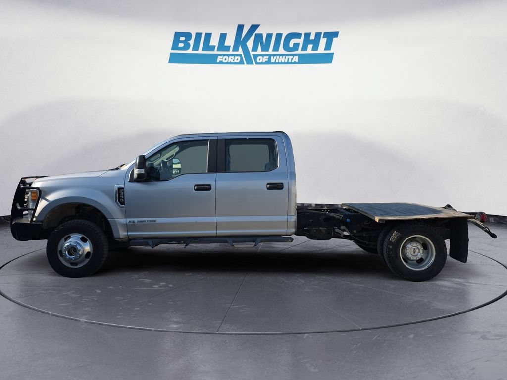 Used 2022 Ford F350 XL w/ Power Equipment Group AWD/4WD image 2