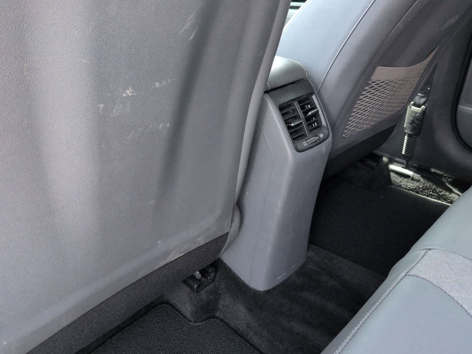 Used 2019 Kia Niro EX FWD image 18