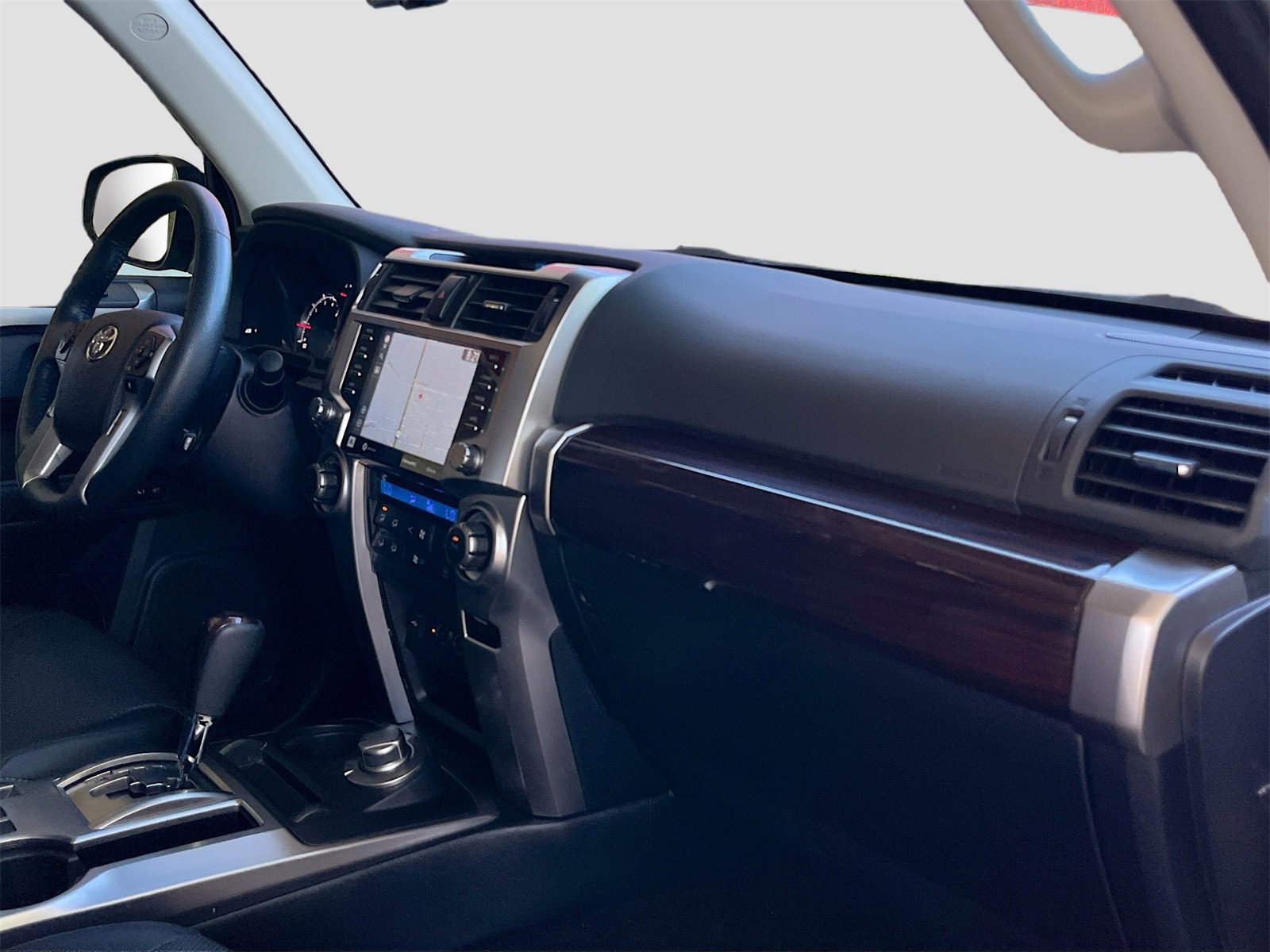 Used 2023 Toyota 4Runner Limited image 32