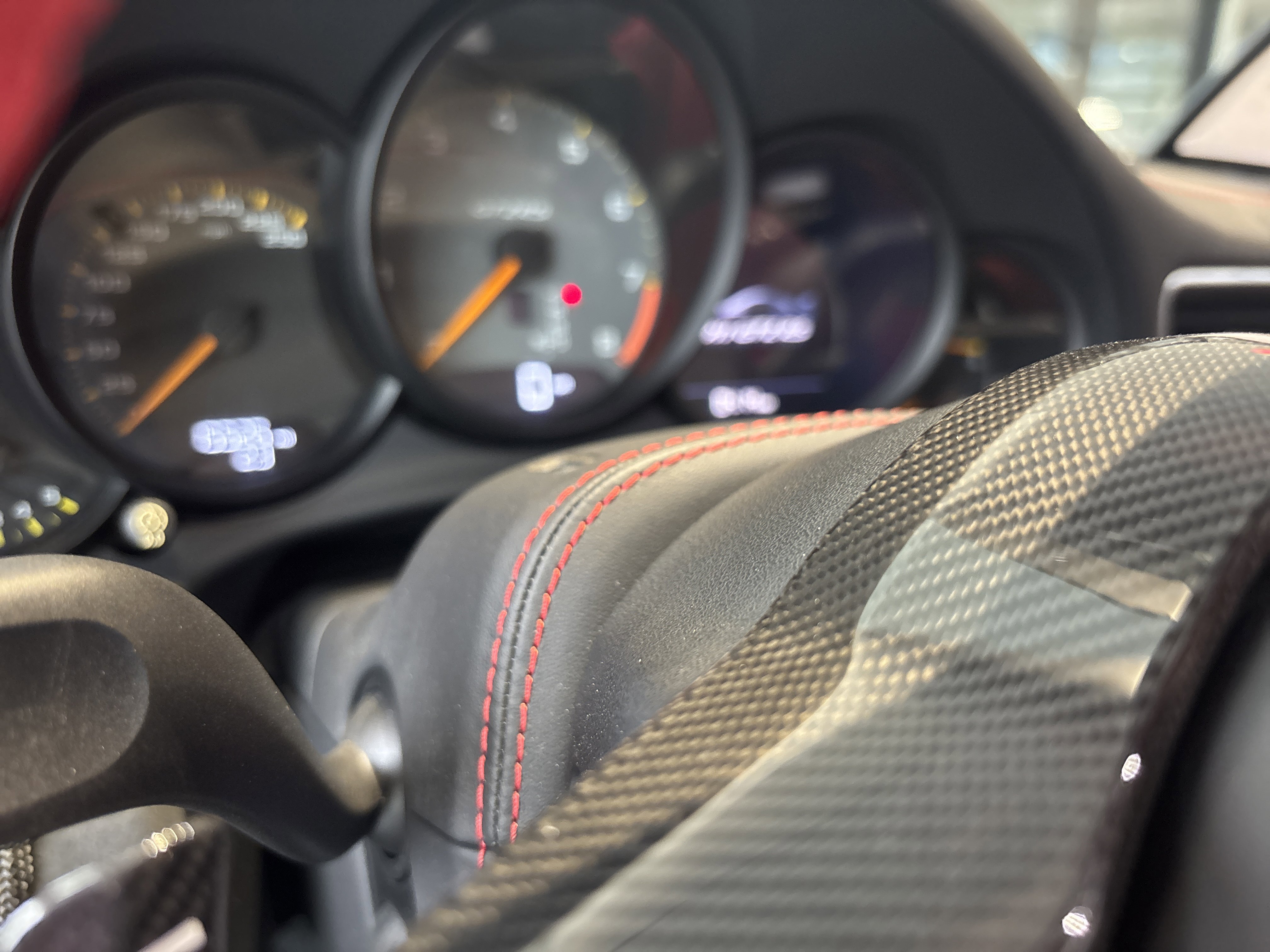 Used 2018 Porsche 911 GT2 RS image 30