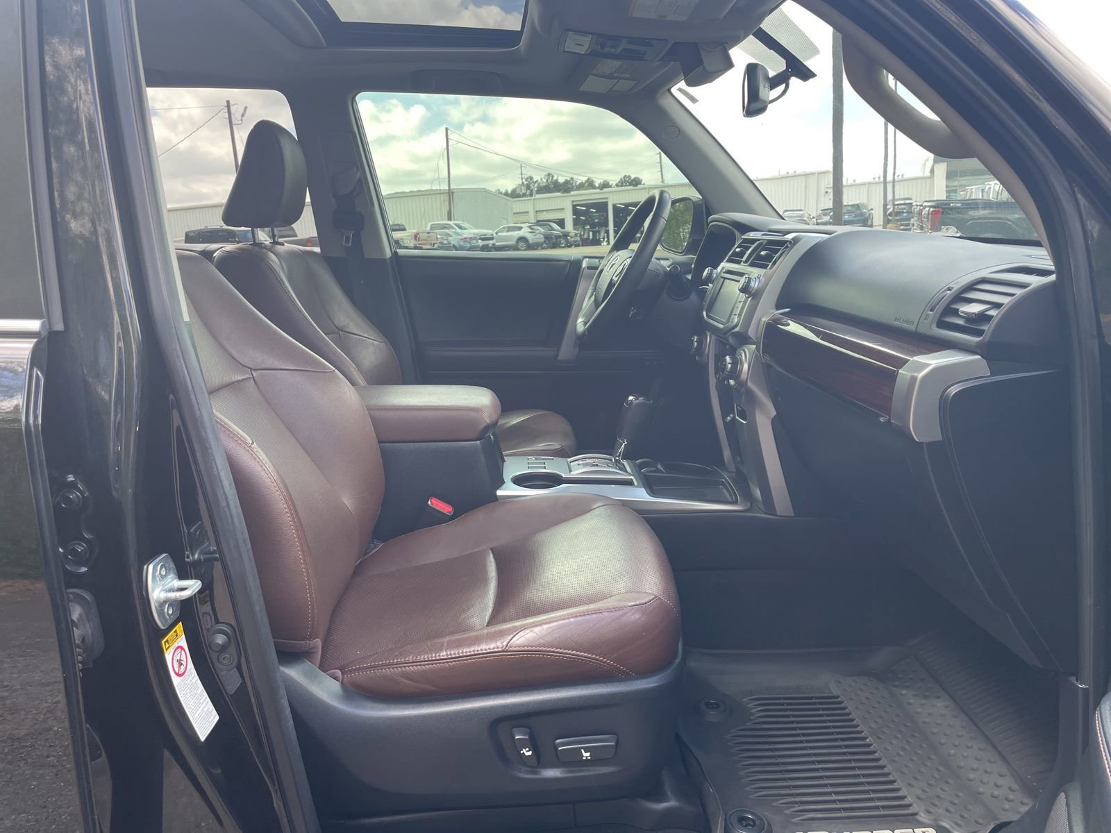 Used 2019 Toyota 4Runner Limited image 27