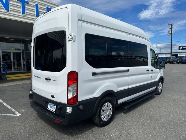 Used 2017 Ford Transit 350 XLT RWD image 2