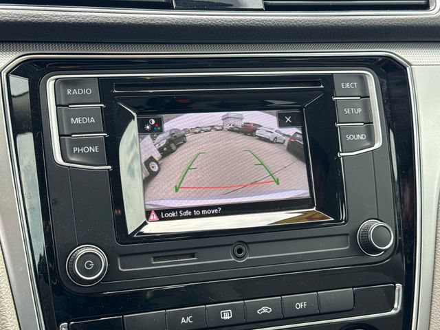 Used 2018 Volkswagen Passat 2.0T S w/ Driver Assistance Package FWD image 24