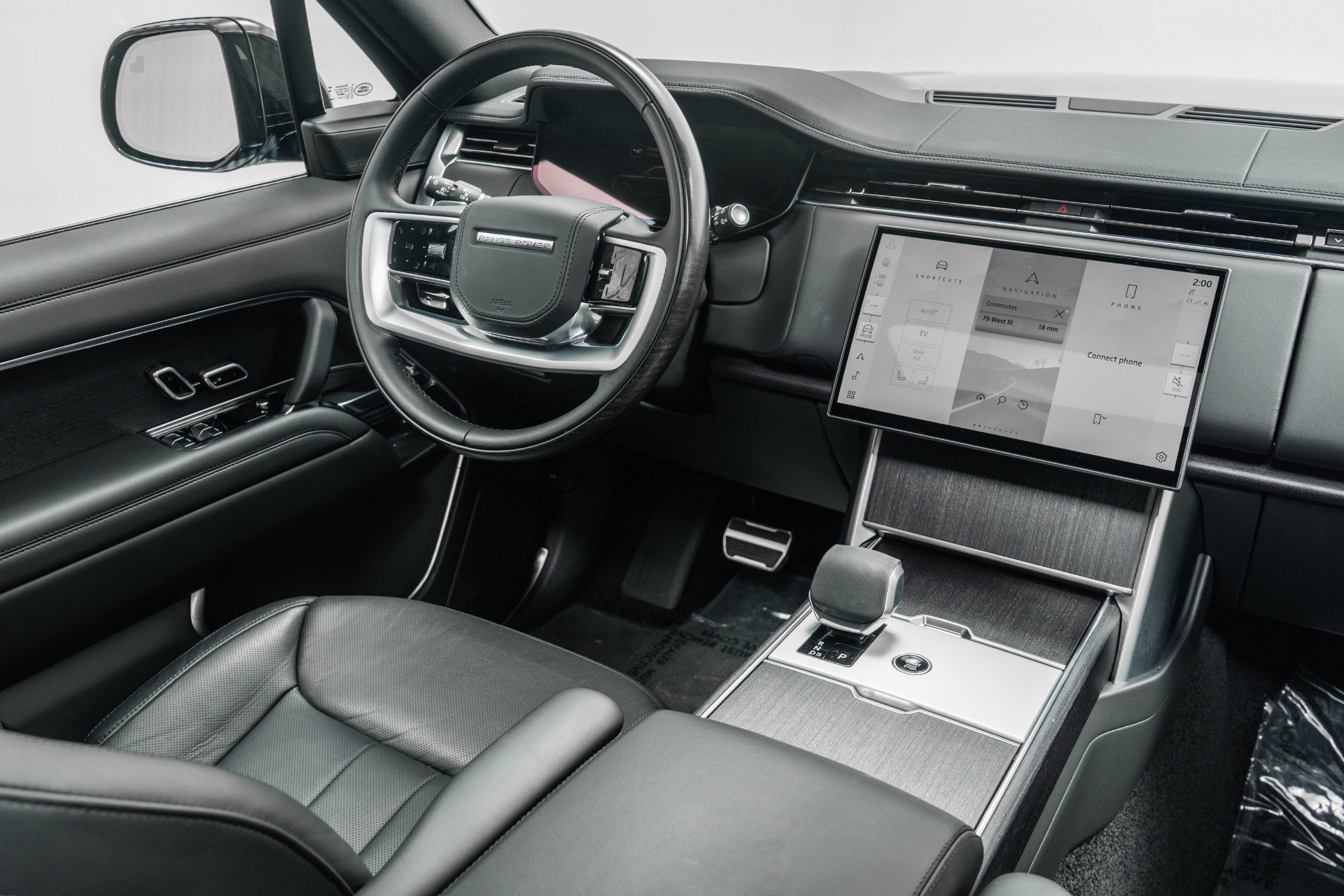Used 2025 Land Rover Range Rover SE AWD/4WD image 29