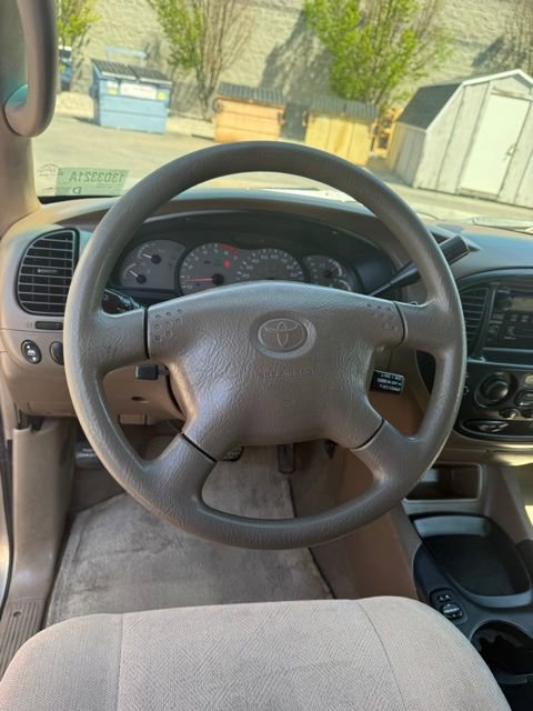 Used 2002 Toyota Sequoia SR5 RWD image 18