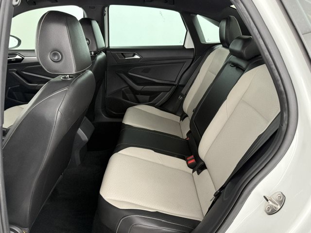 Used 2019 Volkswagen Jetta R-Line FWD image 19