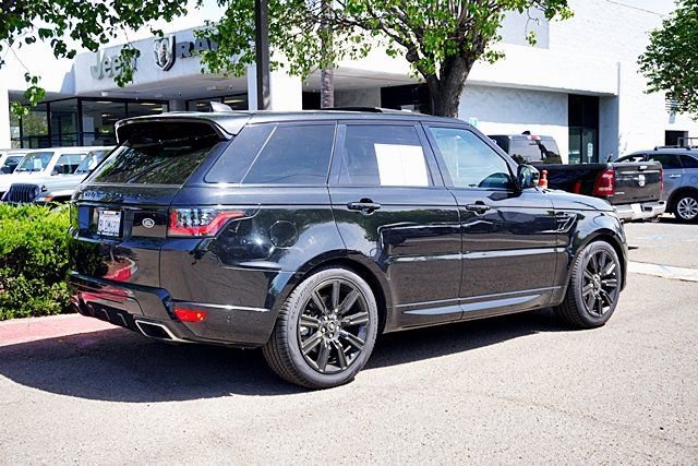 Used 2022 Land Rover Range Rover Sport HSE Silver Edition image 8