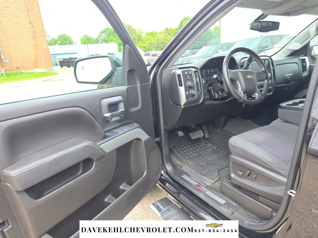 Used 2018 Chevrolet Silverado 1500 LT w/ All Star Edition AWD/4WD image 9