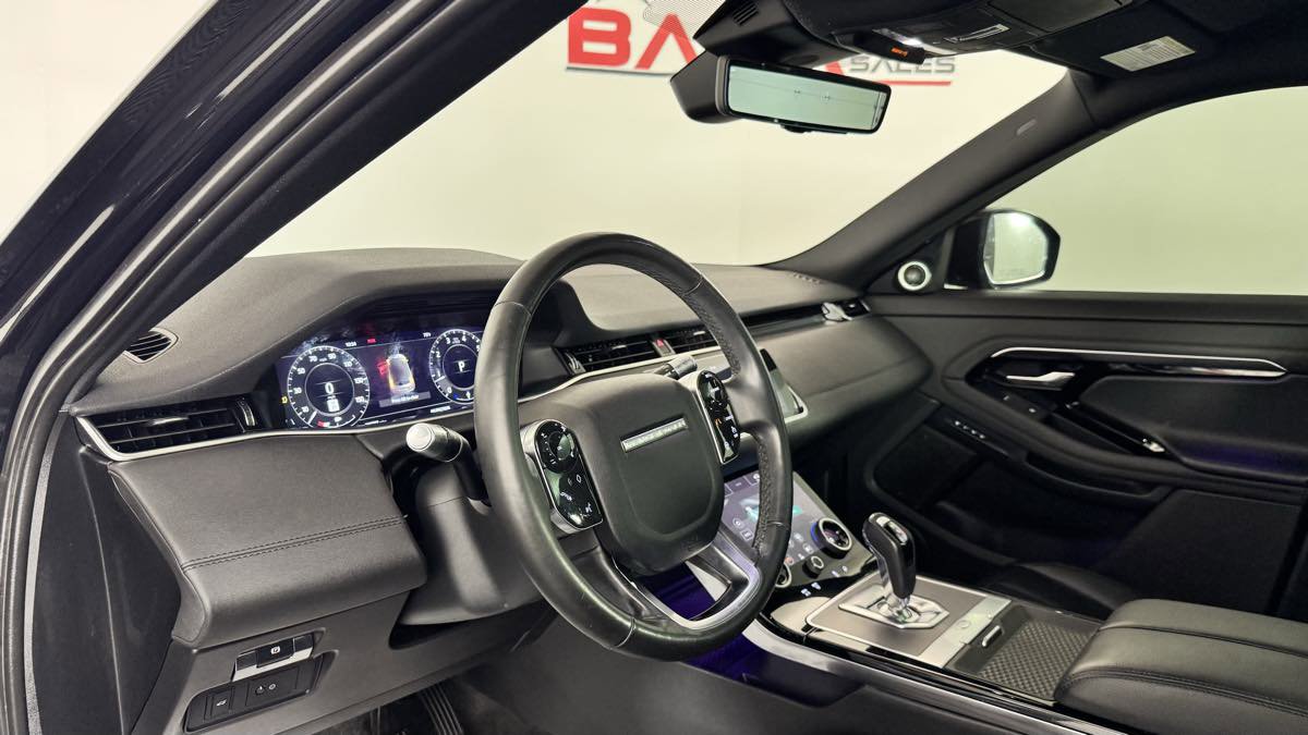 Used 2020 Land Rover Range Rover Evoque SE AWD/4WD image 14