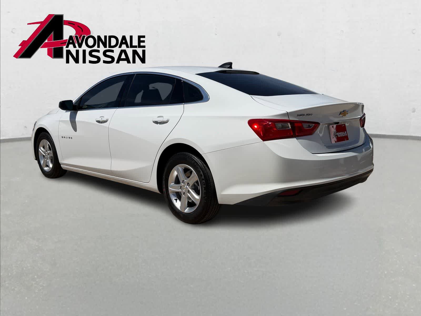 Used 2025 Chevrolet Malibu LS FWD image 4