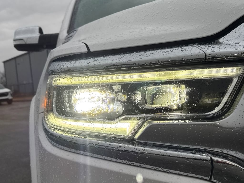 Used 2022 RAM 1500 Limited w/ Body Color Bumper Group image 12