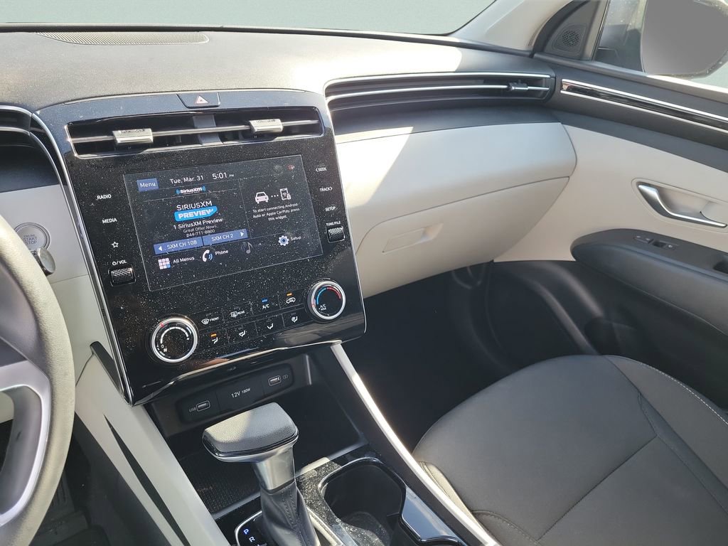 Certified 2022 Hyundai Tucson SEL w/ Cargo Package AWD/4WD image 19