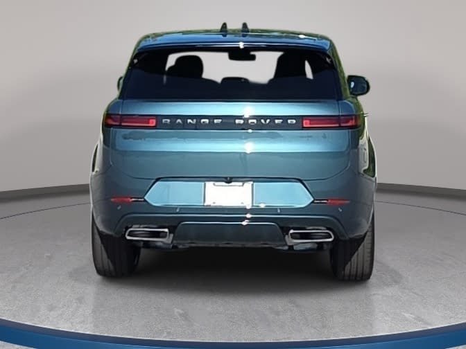 New 2027 Land Rover Range Rover Sport Dynamic SE AWD/4WD image 6