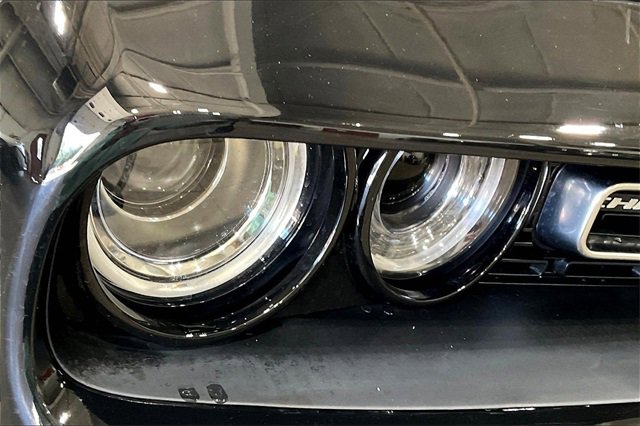 Used 2022 Dodge Challenger GT image 29