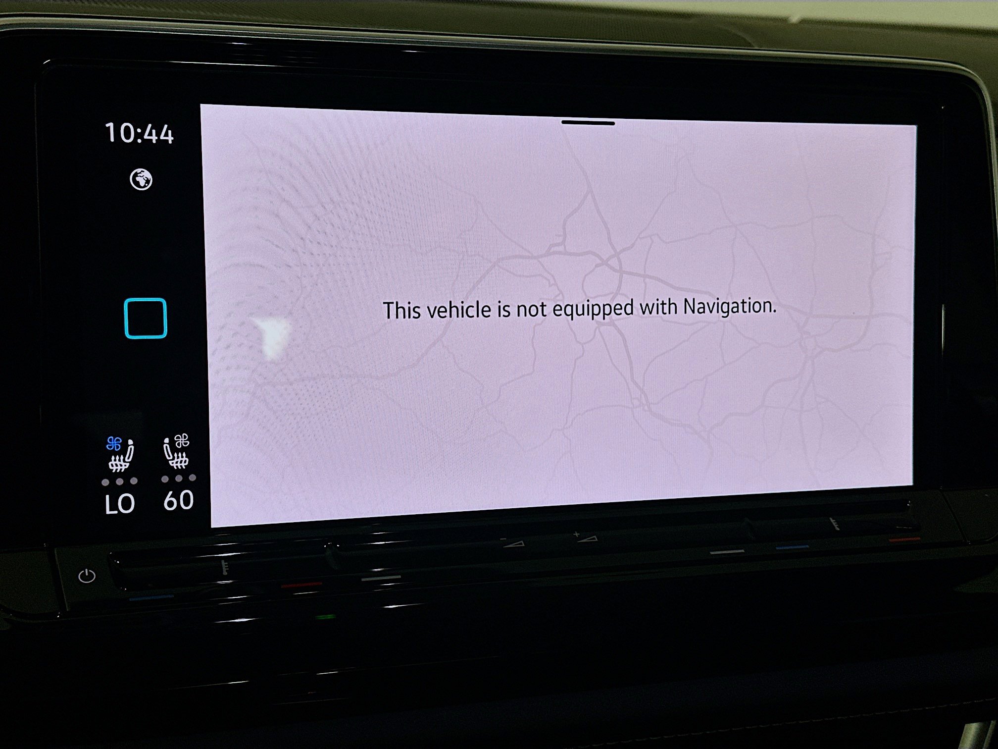 Used 2025 Volkswagen Atlas SE FWD image 22