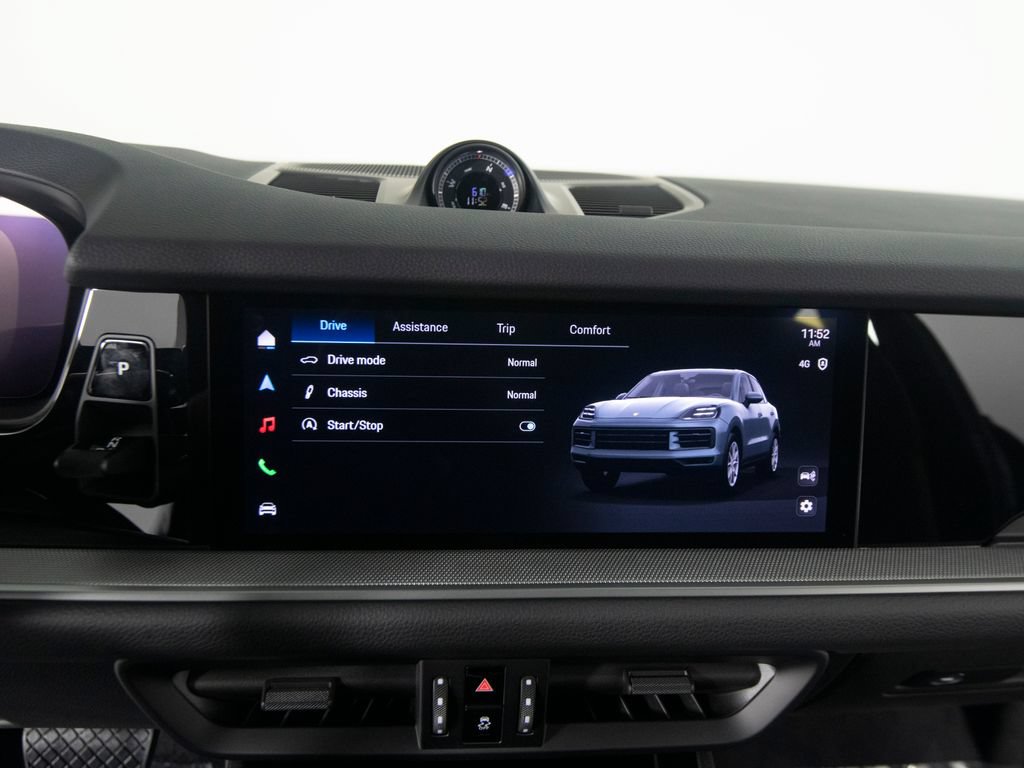New 2026 Porsche Cayenne AWD/4WD image 29