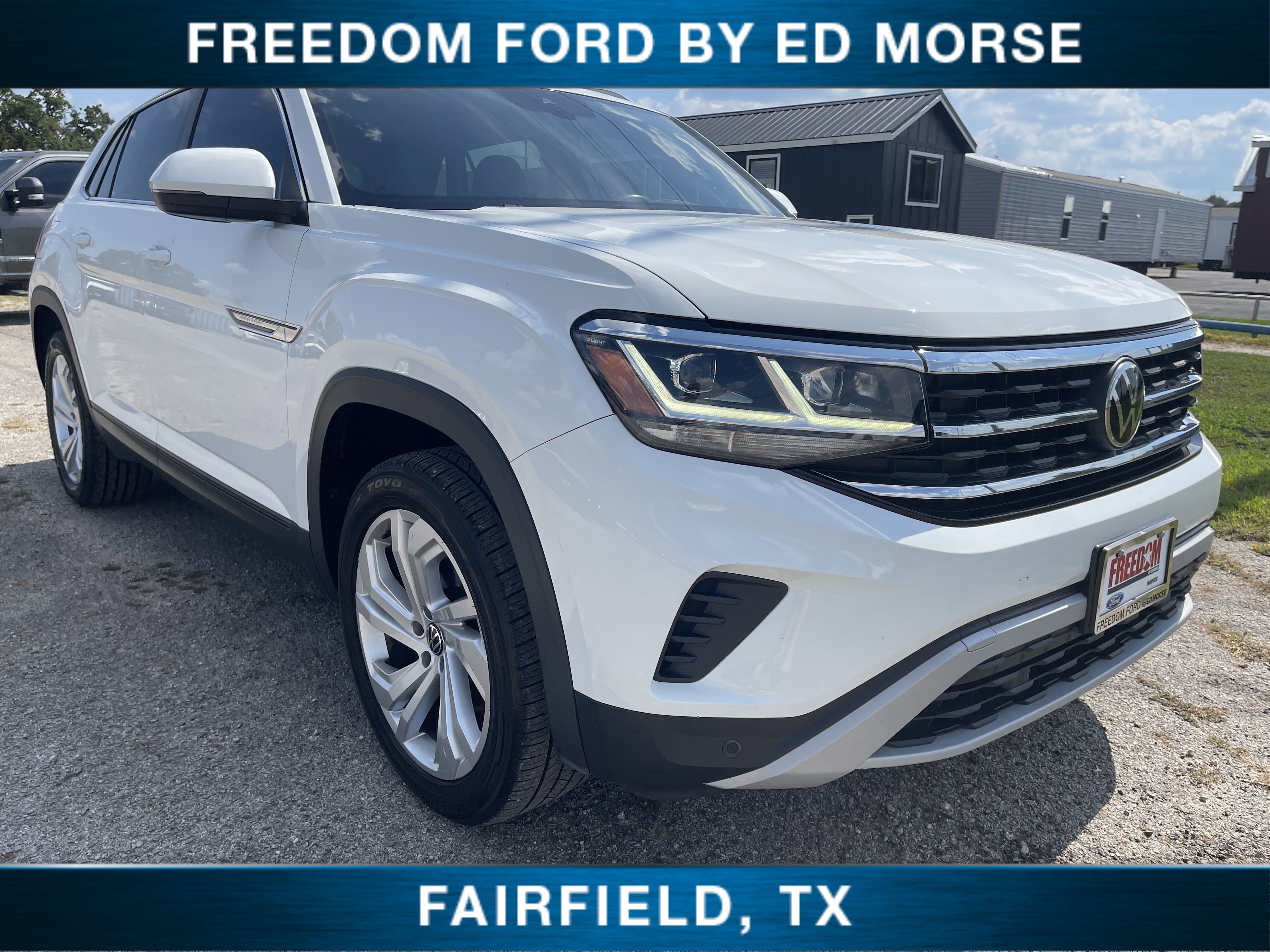 Used 2020 Volkswagen Atlas Cross Sport SEL image 1